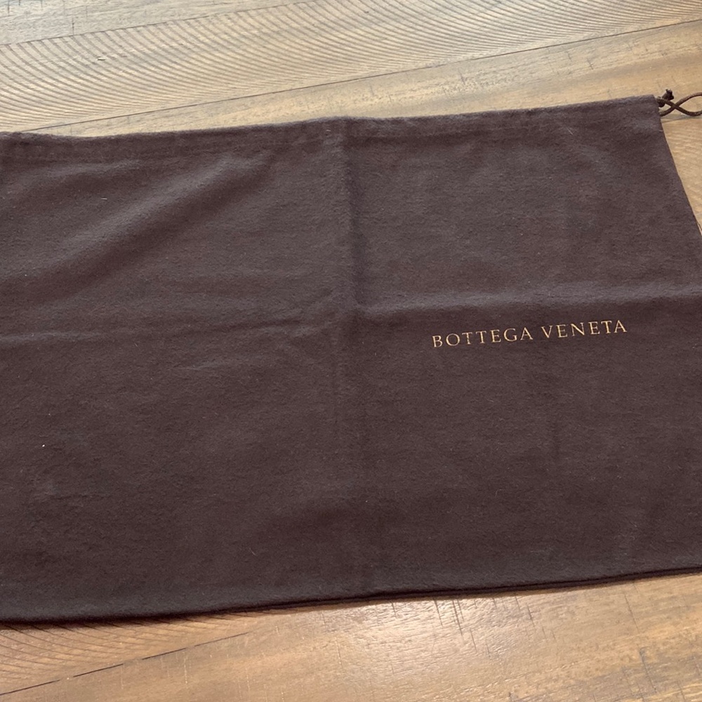 Borrega Veneta(35x50in) brown dusty bag